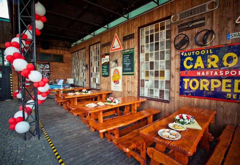 Garage Restaurant