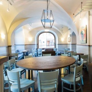 Starbucks Coffee Malostranské náměstí