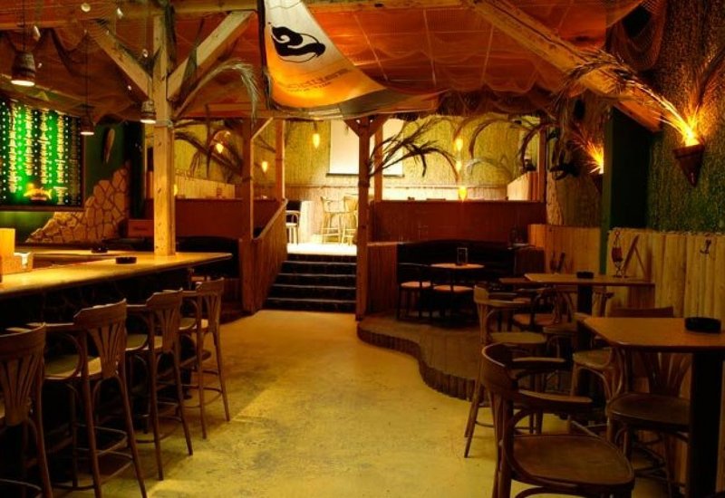 Barracuda Caribbean Cocktail Bar