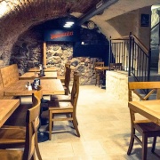 Dominik PUB
