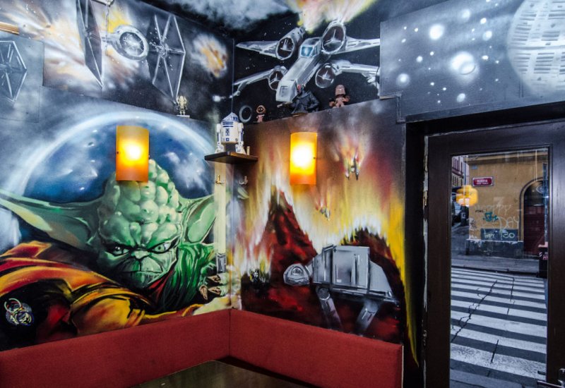 Up Bar