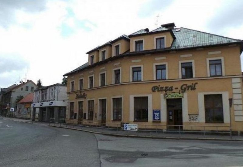 Pizza - Grill Na Cestě