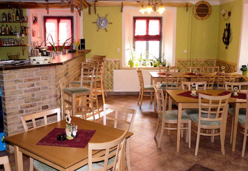 Restaurace U Přístavu