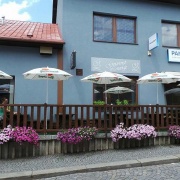 Gourmet Lounge