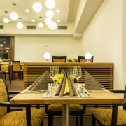 Design restaurace hotelu Lužnice