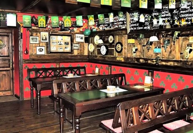Irish Pub