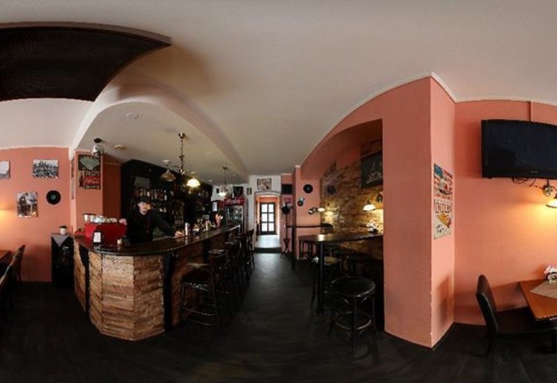 Cafe Bar Al Capone