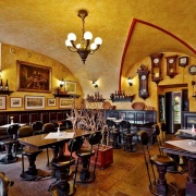 Restaurace a vinárna U Císařů