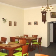 Vegetariánská a rybí restaurace Na 15. poledníku