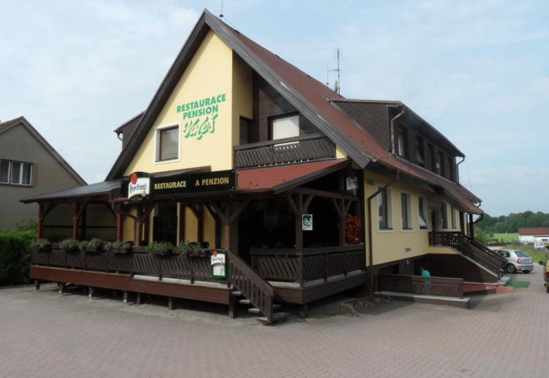 Valeš