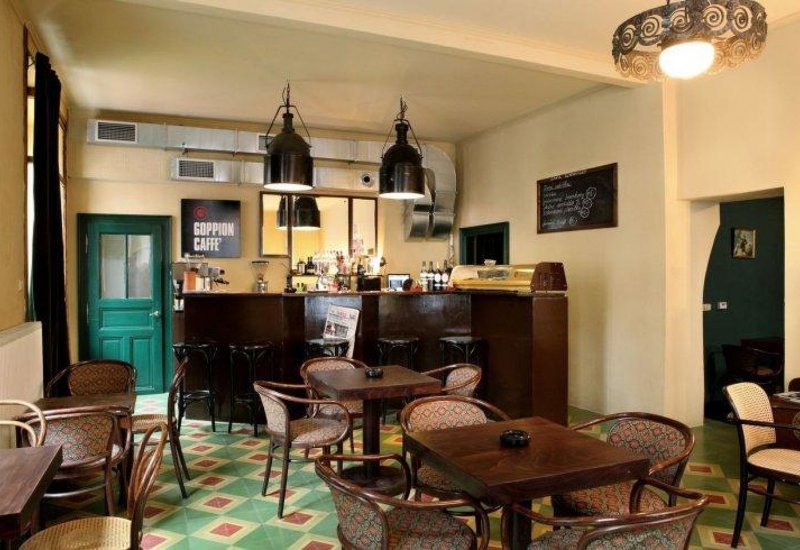 Cafe Sládkovský