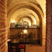 Restaurace a vinárna Pod Radničním kolem