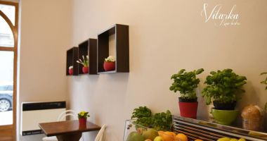 Vitarka Raw bistro